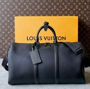 Louis Vuitton Keepall Bandoulière 50 Aerogram Black